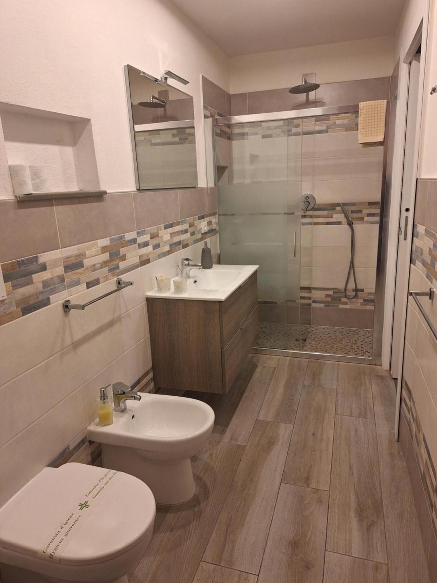 Il Filo Di Arianna La Spezia Hotel Ngoại thất bức ảnh